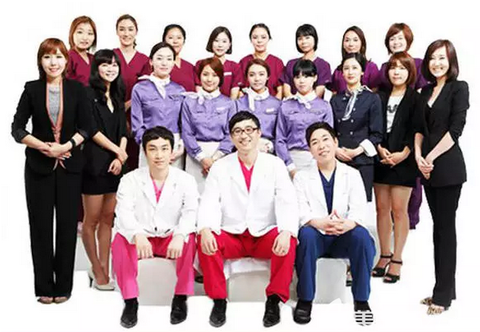 韓國CHANNEL整形醫(yī)院醫(yī)生團(tuán)隊 韓國CHANNEL整形醫(yī)院醫(yī)生團(tuán)隊