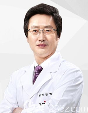 樸振赫 韓國MIZ(美姿)整形外科醫(yī)院院長 樸振赫 韓國MIZ(美姿)整形外科醫(yī)院院長