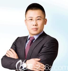 沈陽元辰隆鼻醫(yī)生陳軍