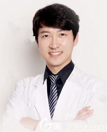 李炫直 韓國ad愛慕整形醫(yī)院院長