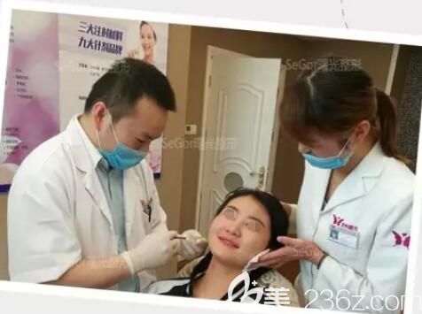 院長注射瘦臉過程中 院長注射瘦臉過程中