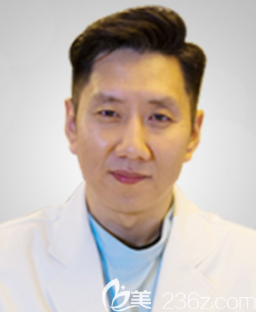 李帝明光明世界眼科 李帝明光明世界眼科