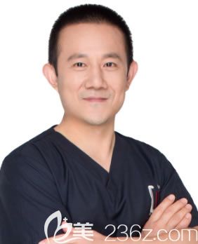 重慶維樂口腔醫(yī)院正畸醫(yī)生王勝國 重慶維樂口腔醫(yī)院正畸醫(yī)生王勝國