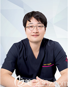 韓國(guó)釜山BJ整形外科技術(shù)院長(zhǎng)林鐘孝