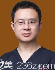 福州維樂口腔醫(yī)院許長記正畸醫(yī)生 福州維樂口腔醫(yī)院許長記正畸醫(yī)生