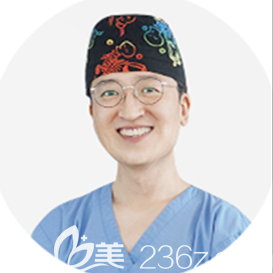 韓國整形醫(yī)生李鐘浩院長