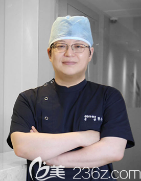 樸申星 韓國(guó)ICo整形外科代表院長(zhǎng) 樸申星 韓國(guó)ICo整形外科代表院長(zhǎng)