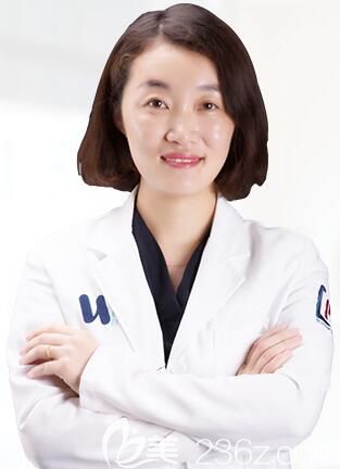 青島維樂口腔楊春犁醫(yī)生 青島維樂口腔楊春犁醫(yī)生