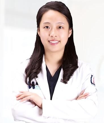 青島維樂(lè)口腔田珊珊醫(yī)生 青島維樂(lè)口腔田珊珊醫(yī)生