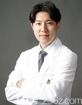 玖殊一 韓國釜山Densign整形醫(yī)院代表院長 玖殊一 韓國釜山Densign整形醫(yī)院代表院長