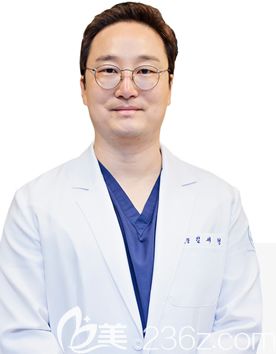 金世亨 韓國(guó)ALL CLINIC整形外科院長(zhǎng) 金世亨 韓國(guó)ALL CLINIC整形外科院長(zhǎng)