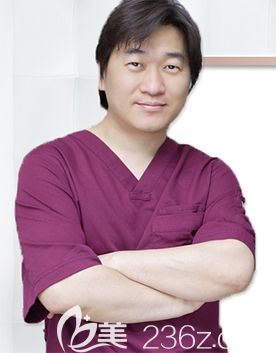 河在成 韓國mosaic整形外科代表院長