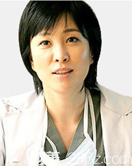 韓國(guó)INFINI整形外科醫(yī)院院長(zhǎng)金玹秀