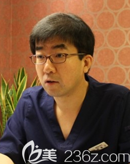 韓國波瀾整形外科醫(yī)院樸載賢院長 韓國波瀾整形外科醫(yī)院樸載賢院長