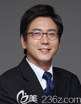 申國賢 韓國lucea整形外科院長