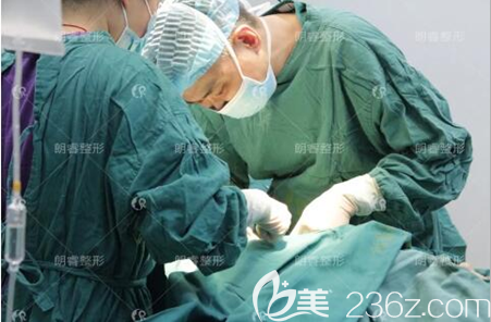 <!--<i data=20240703-sp></i>-->盧剛隆鼻手術(shù)進(jìn)行中 <!--<i data=20240703-sp></i>-->盧剛隆鼻手術(shù)進(jìn)行中