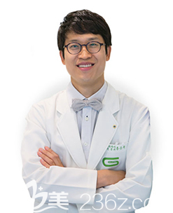 韓國G<!--<i data=20240703-sp></i>-->院長洪承赫醫(yī)生 韓國G<!--<i data=20240703-sp></i>-->院長洪承赫醫(yī)生