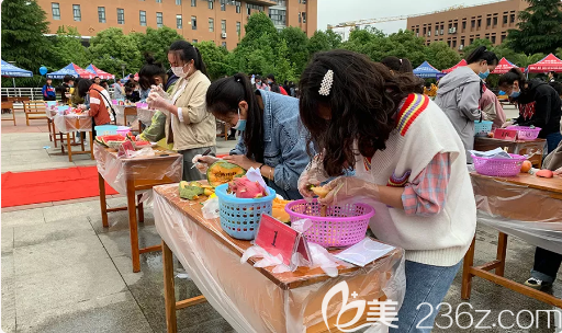 果蔬拼盤(pán)大賽現(xiàn)場(chǎng)