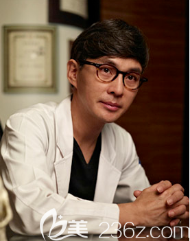 韓國(guó)安晟鎮(zhèn)整形外科醫(yī)院安成鎮(zhèn)院長(zhǎng) 韓國(guó)安晟鎮(zhèn)整形外科醫(yī)院安成鎮(zhèn)院長(zhǎng)