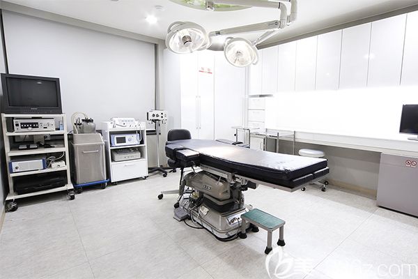 韓國(guó)江南瓊june整形外科手術(shù)室