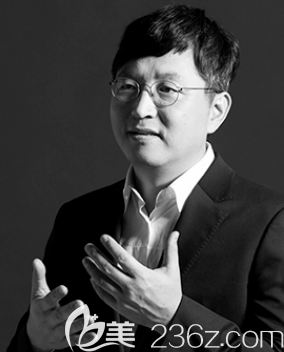 韓國(guó)MBW整形外科<!--<i data=20240703-sp></i>-->代院長(zhǎng) 韓國(guó)MBW整形外科<!--<i data=20240703-sp></i>-->代院長(zhǎng)