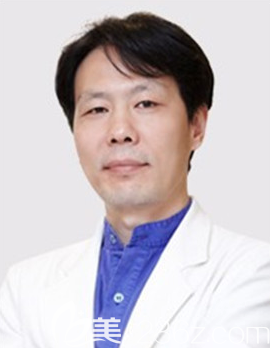 韓國特藝teuim整形醫(yī)院權(quán)俸軾院長 韓國特藝teuim整形醫(yī)院權(quán)俸軾院長