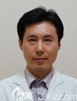 韓國SR整形醫(yī)院金基善院長