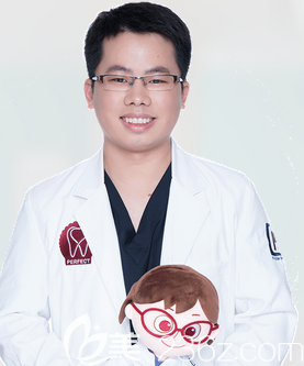 湛江致美口腔正畸主任楊天權(quán) 湛江致美口腔正畸主任楊天權(quán)