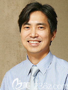 韓國世現整形外科院長劉賢碩 韓國世現整形外科院長劉賢碩