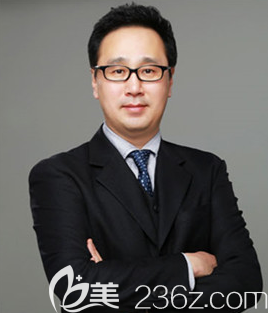 韓國杰醫(yī)德jade整形醫(yī)院金振玉院長 韓國杰醫(yī)德jade整形醫(yī)院金振玉院長