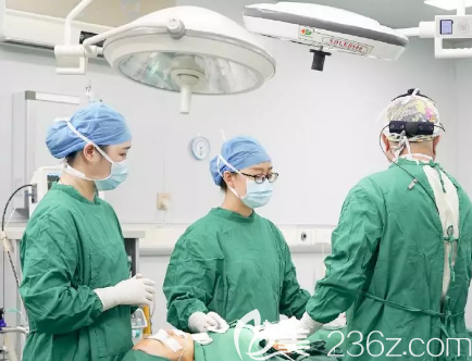 廣州軍美王娜醫(yī)生吸脂過程圖 廣州軍美王娜醫(yī)生吸脂過程圖