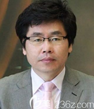 曲靖靖美醫(yī)療美容醫(yī)院趙錫泰醫(yī)生