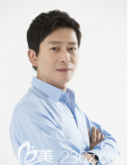 韓國德金清潭THE JIN整形外科<!--<i data=20240709-sp></i>-->梁在鎮(zhèn)院長