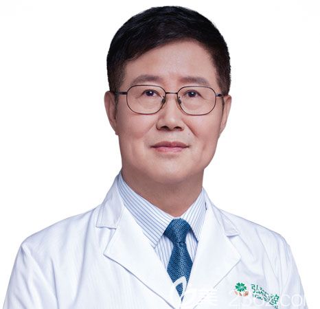 深圳弘和口腔馬衛(wèi)東院長(zhǎng) 深圳弘和口腔馬衛(wèi)東院長(zhǎng)