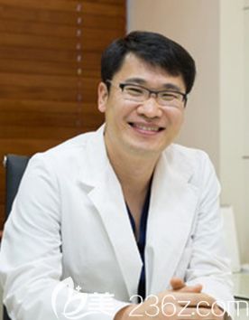 Kim, Jaenam 韓國(guó)I'M整形醫(yī)院院長(zhǎng) Kim, Jaenam 韓國(guó)I'M整形醫(yī)院院長(zhǎng)