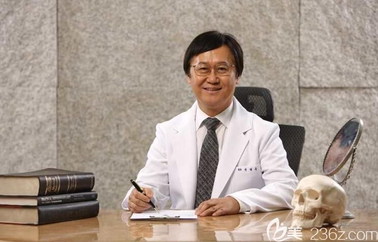 韓國普羅菲耳profile整形外科樸明旭院長
