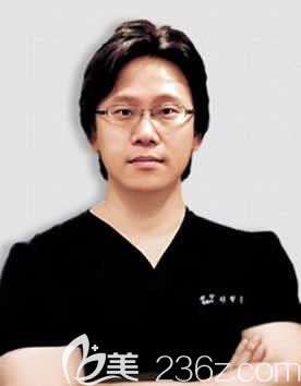 李哲勛 韓國宇真世上整形醫(yī)院代表院長