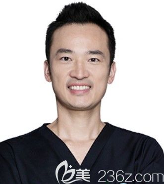 上海美維口腔種植醫(yī)生陳鼎岳 上海美維口腔種植醫(yī)生陳鼎岳