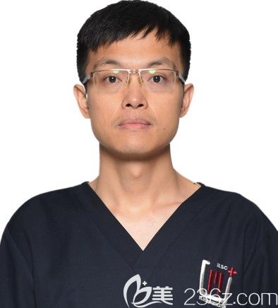 上海美維口腔種植修復(fù)醫(yī)生翟建博 上海美維口腔種植修復(fù)醫(yī)生翟建博