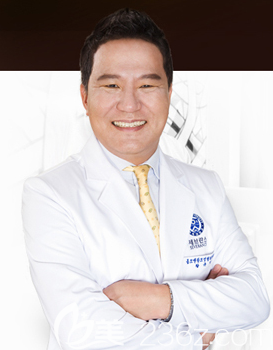 韓國Homme&Femme鼻整形研究所黃奎錫院長