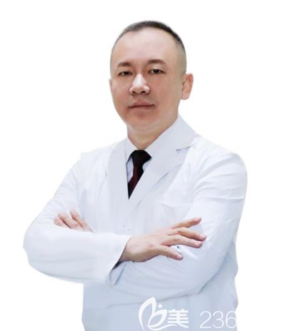 呼和浩特華醫(yī)醫(yī)療美容門診部整形外科醫(yī)生張先 呼和浩特華醫(yī)醫(yī)療美容門診部整形外科醫(yī)生張先