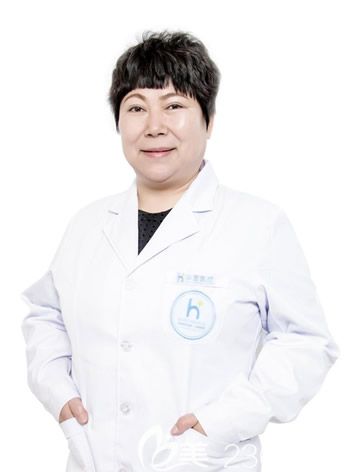 呼和浩特華醫(yī)整形美容科主任王春燕 呼和浩特華醫(yī)整形美容科主任王春燕