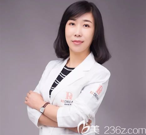 寧波薇琳皮膚科院長黃榮