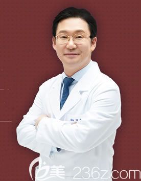 鄭佑昌 韓國(guó)鄭佑昌整形醫(yī)院院長(zhǎng) 鄭佑昌 韓國(guó)鄭佑昌整形醫(yī)院院長(zhǎng)