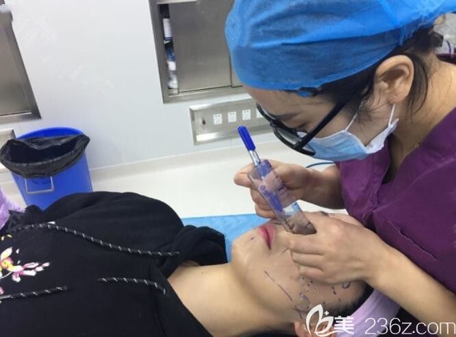 <!--<i data=20240703-sp></i>-->做鼻綜合+全臉埋線提升術(shù)前設(shè)計(jì) <!--<i data=20240703-sp></i>-->做鼻綜合+全臉埋線提升術(shù)前設(shè)計(jì)