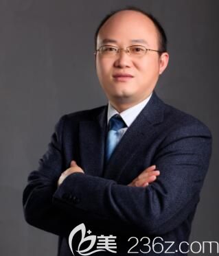 蘇州美貝爾美容醫(yī)院外科醫(yī)師梁志偉 蘇州美貝爾美容醫(yī)院外科醫(yī)師梁志偉