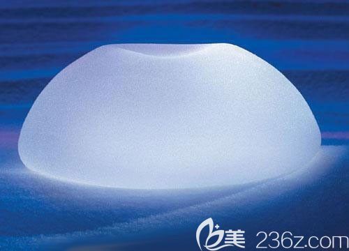 毛面假體表面是粗糙有紋理的