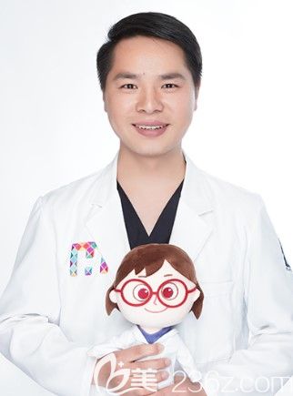 昆明尚愛韓美口腔北京路門診正畸科醫(yī)生孔明星