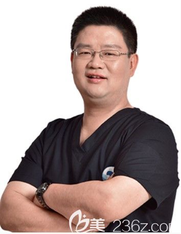 洛陽維樂口腔美學(xué)修復(fù)醫(yī)生陳利明