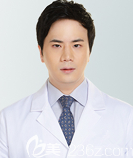 韓國一路美整形醫(yī)院許宇辰院長